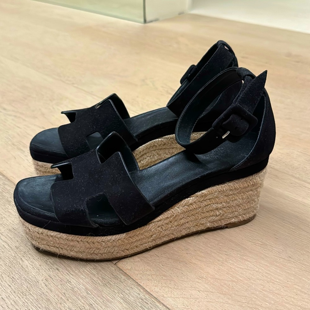 Hermes sandals